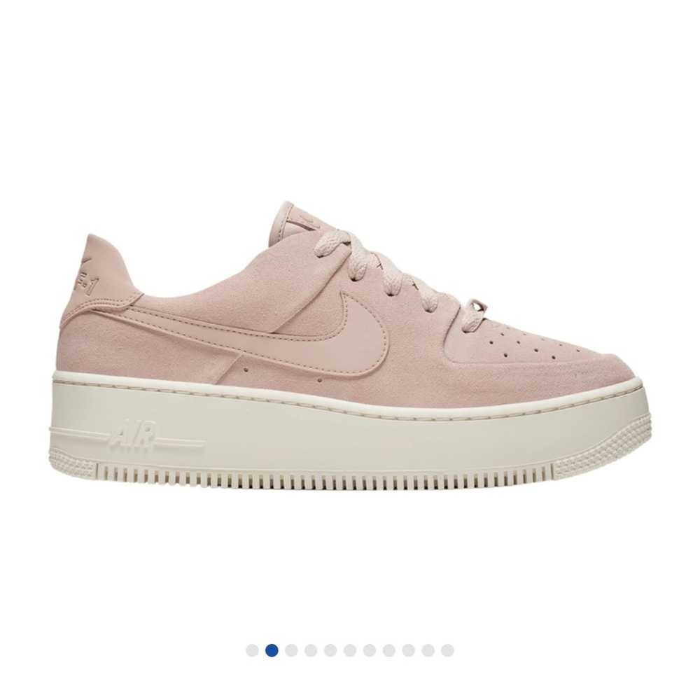 Nike Air Force One Sage Low Shoe